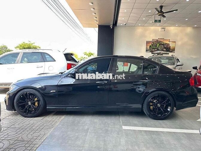 BMW 2009 320i