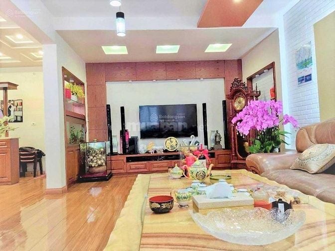 BÁN NHÀ MẶT PHỐ NGUYÊN HỒNG, 48M2 × 5 TẦNG, 6 PHÒNG, MT 6M, 28 TỶ
