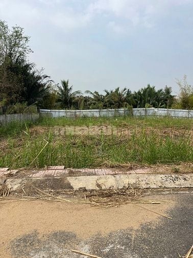 Bán Đất 5 x 16 đường 7m XD Tự do Sổ Riêng 3,7tỷ Ngay Trường ĐH Mở