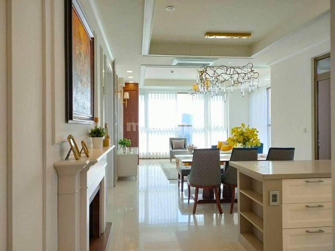 Chính chủ bán lại căn hộ 146m2, 3PN  góc 11 tỷ toà 249 Thuỵ Khuê