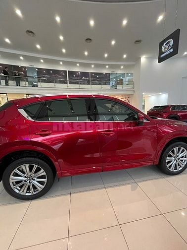 Ưu đãi đặc biệt - Quà tặng hấp dẫn cùng Mazda CX-5