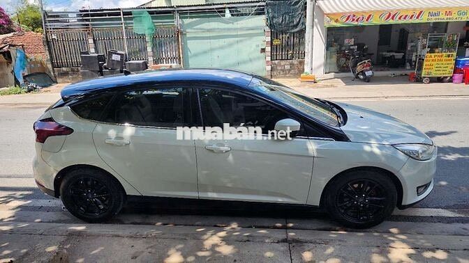 Ford Focus 2015 bstp 1.6 AT Hatchback - 96000 km