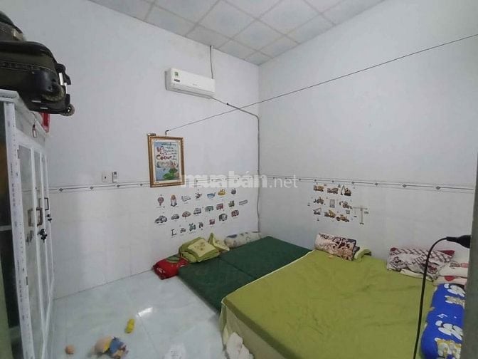 Cần bán gấp căn nhà ở ngay Đ. Tân Hiệp 14,Hóc Môn 110m2 SHR gía 765t