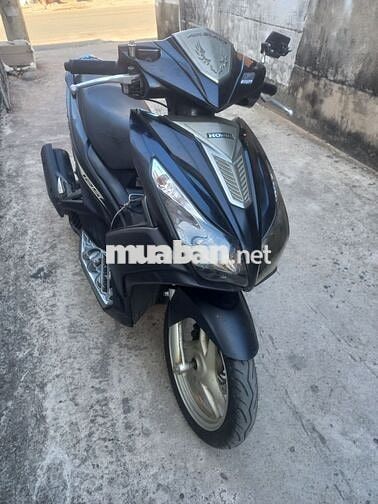 Nhà đag đi AirBlade Fi 2015 máy êm ru, lợi xăng