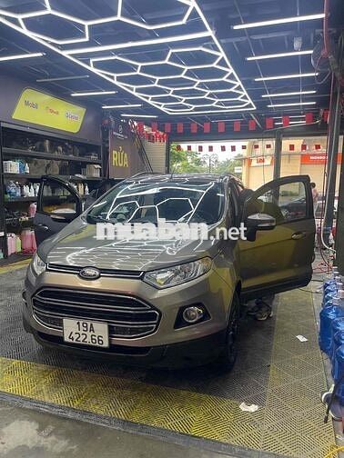 Ford EcoSport 2017 Titanium 1.5L AT - 93000 km