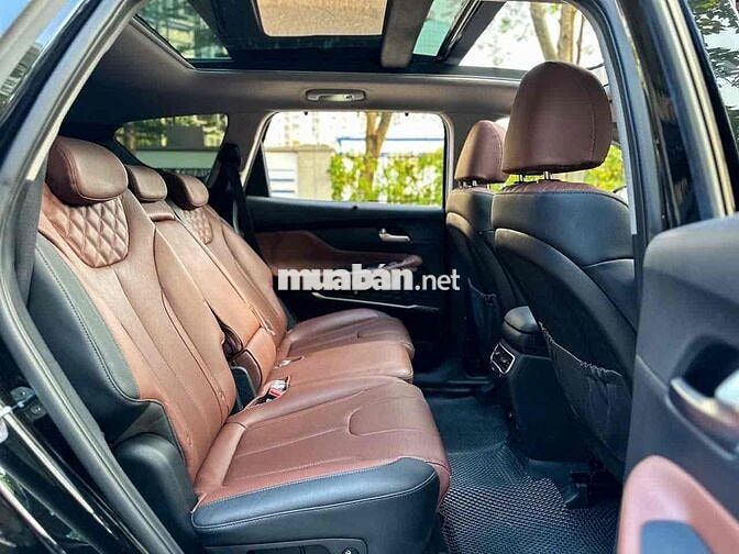 Hyundai Santa Fe 2023 Cao cấp 2.2L HTRAC - 10000km