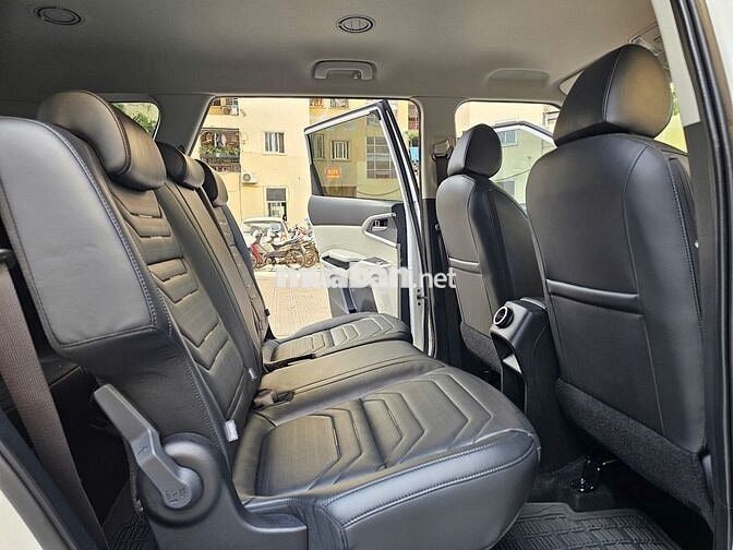 Kia Carens 2023 1.5G Luxury - 45000 km