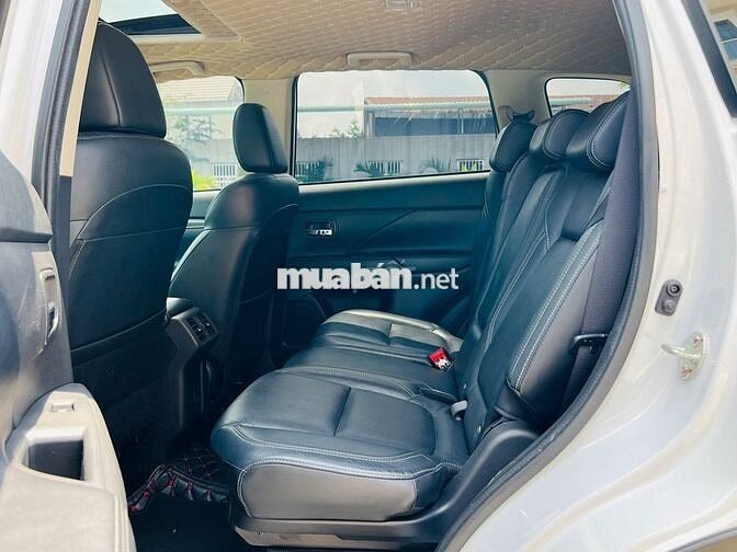 Outlander 2.0 Premium sx 2021 Odo 20.000km chuẩn