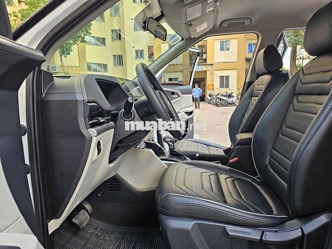Kia Carens 2023 1.5G Luxury - 45000 km