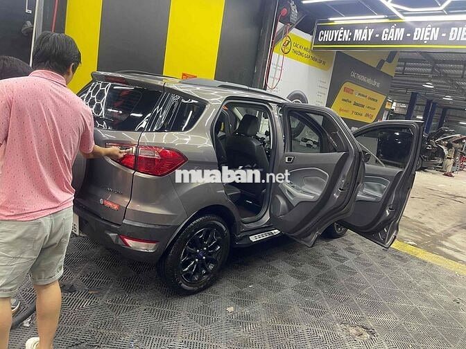 Ford EcoSport 2017 Titanium 1.5L AT - 93000 km