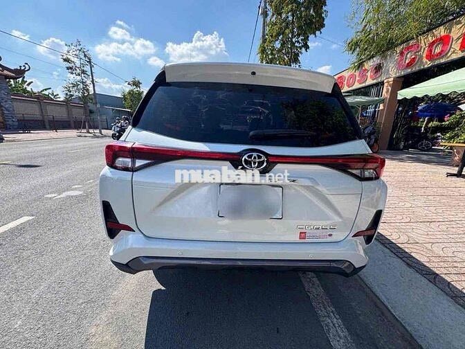 Toyota Veloz Cross 2022 CVT - 57000 km
