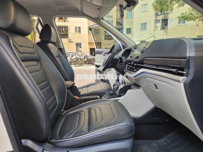 Kia Carens 2023 1.5G Luxury - 45000 km