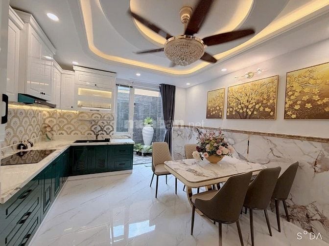 Cần bán nhà đẹp phường Tân quy, Quận 7