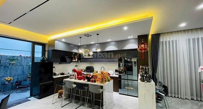 Bán biệt thự 2 MTKD gần biển gần sông