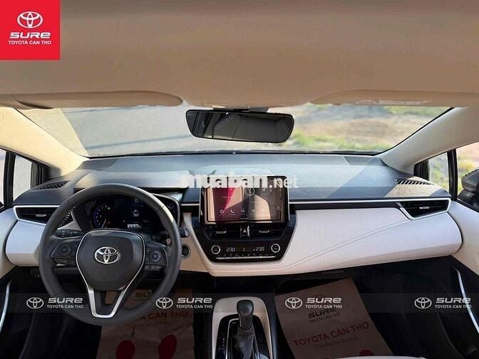 Corolla Altis 2023 1.8V - 25.000 km. Vay 75% 6 năm