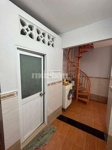 Chỉ 470 triệu có nhà sài gòn cho thuê 6triệu