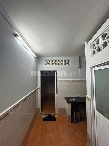 Chỉ 470 triệu có nhà sài gòn cho thuê 6triệu