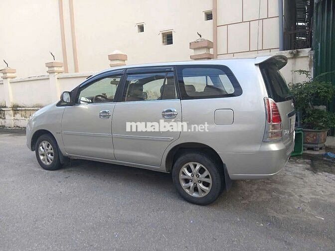 Toyota Innova 2006 G - 230000 km