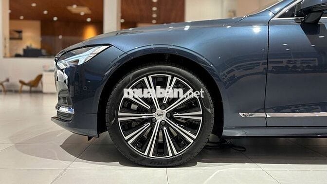 Volvo S90 B6 Ultra sản xuất 2025, ưu đãi tốt