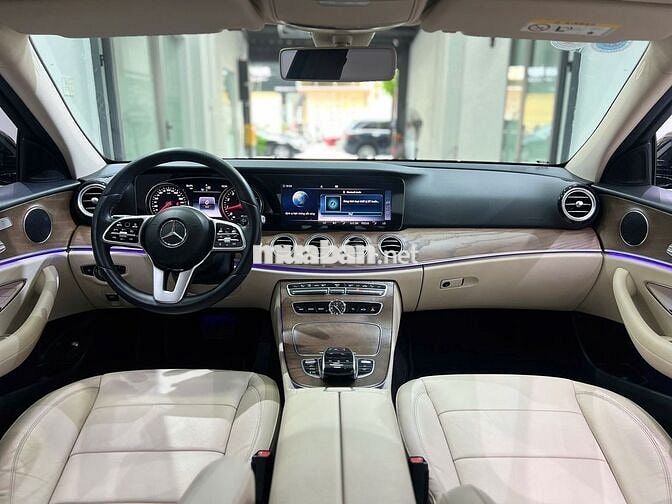 Mercedes Benz E200 2019 - 52000 km