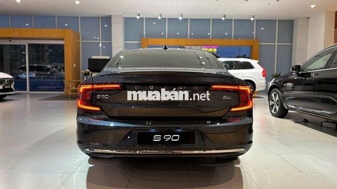 Volvo S90 B6 Ultra sản xuất 2025, ưu đãi tốt