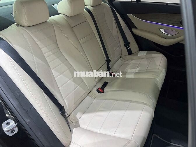 Mercedes Benz E200 2019 - 52000 km