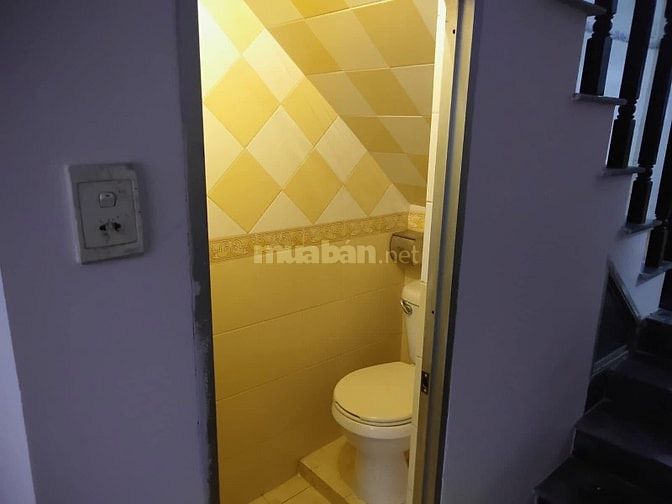 cho thuê nhà nguyên căn nằm trong hẻm 38 Thích Quảng Đức, Phường 5, PN