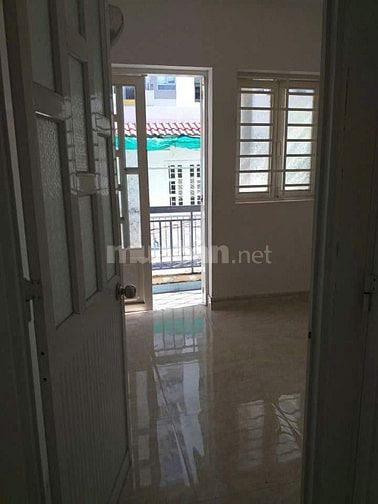 Cần tiền bán gấp căn nhà giá cực sốc, Ngang 3m1x10m, 1,7 tỷ, HBC, TĐ