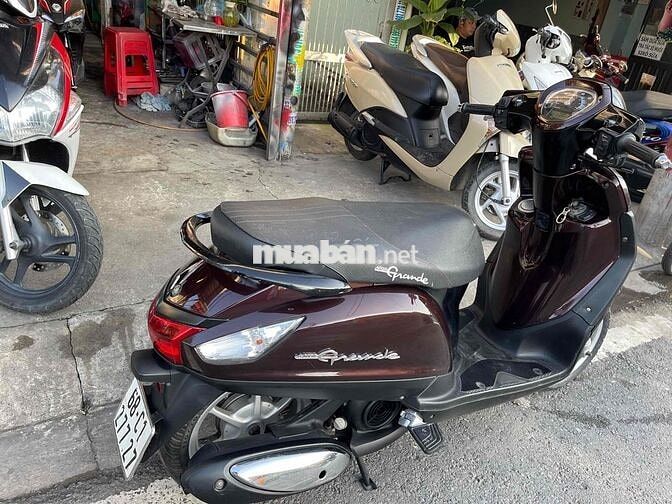 cửa hàng cần bán xe Grande