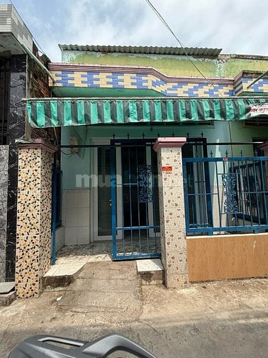 Bán nhà C4 đường Bà Điểm 4, Hóc Môn , Sổ hồng riêng, 72m2 , 775 Tr