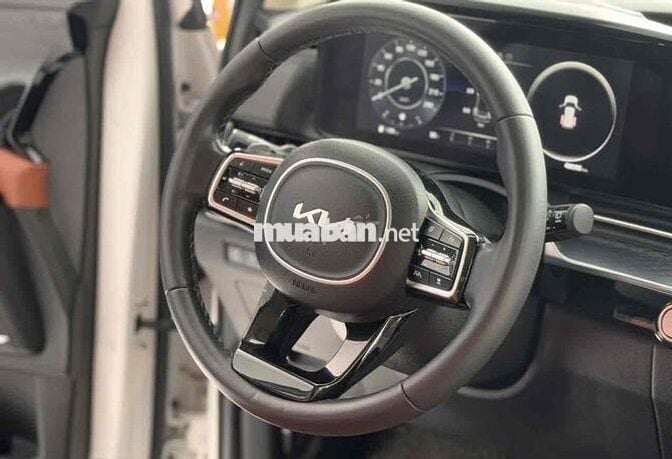 Kia Carnival 2022 Signature 2.2D - 48000 km