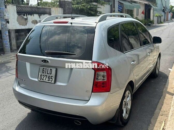 Kia Carens 2015 MT - 126000 km