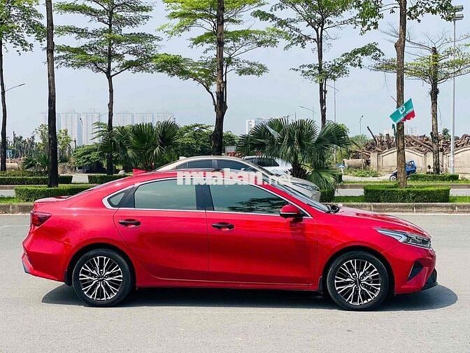 Kia K3 Đỏ Sedan, Sản Xuất 2021