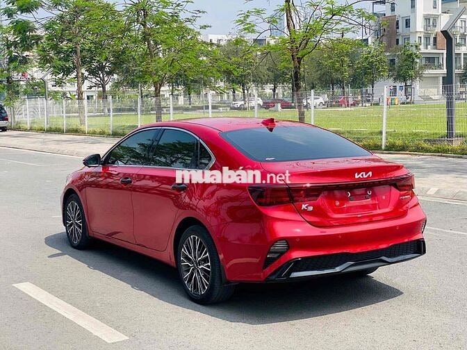 Kia K3 Đỏ Sedan, Sản Xuất 2021