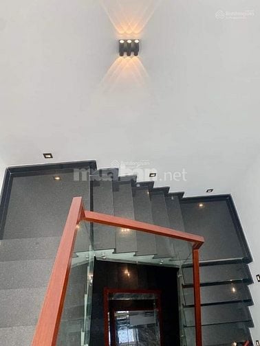 NHÀ 1 SẸT GIÁ TỐT Đ. LÒ LU, Q9 CŨ, GẦN UBND P. LONG TRƯỜNG. DT: 86,9M2