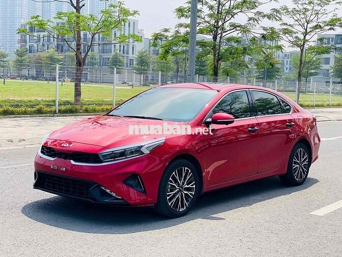Kia K3 Đỏ Sedan, Sản Xuất 2021