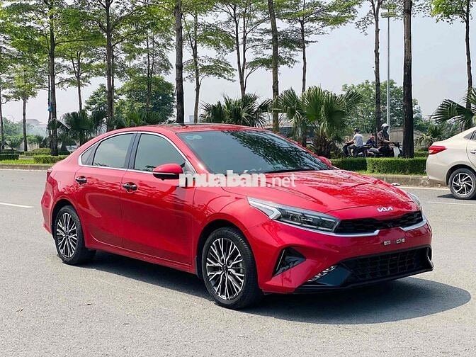 Kia K3 Đỏ Sedan, Sản Xuất 2021