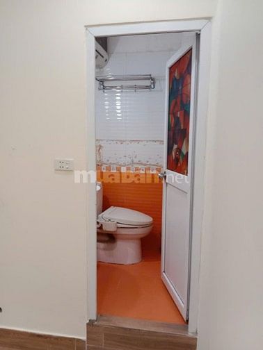 Chính chủ cho thuê nhà số nhà 23 ngõ 8 Thành Công, Ba Đình, HN