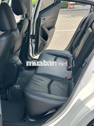 Mazda 3 2016 chạy 12 vạn rất mới