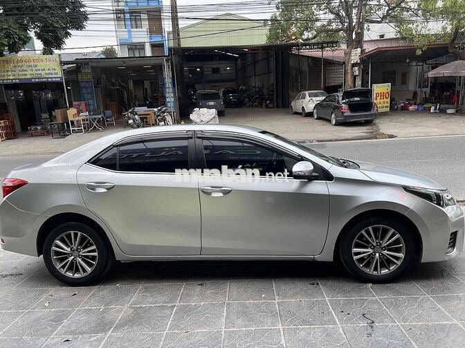 Toyota Corolla Altis 2015 1.8G MT - 170000 km