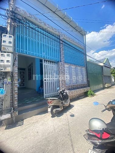 Bán nhanh nhà c4 đường Nguyễn Văn Khạ, TT Củ Chi, Sổ hồng,86m2, 700 Tr
