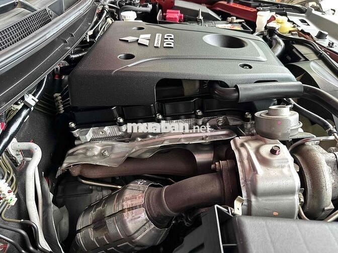 Mitsubishi Triton 4x2 AT MIVEC 2020 - 70.000km