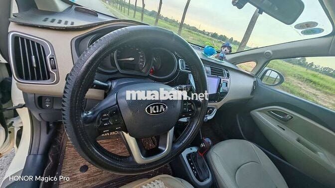 BÁN GẤP XE KIA RIO SEDAN SỐ TỰ ĐỘNG - GIÁ TỐT