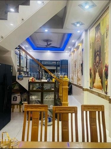 Kinh doanh cần vốn bán nhà Nguyễn Kim, Q5. gần chợ Nguyễn Tri Phương