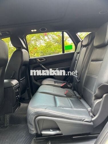 Cần bán Ford Everest Titanium 2.0L 4x4 AT - 2021