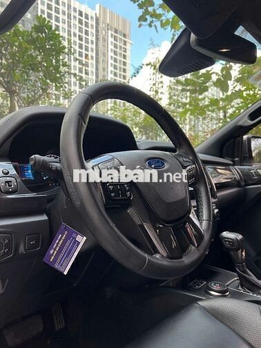 Cần bán Ford Everest Titanium 2.0L 4x4 AT - 2021