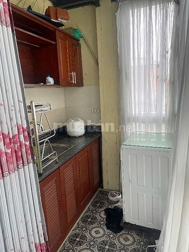cho thuê căn hộ đủ đồ tại đường Hồng Hà, 1 -2 ngủ, 1WC,