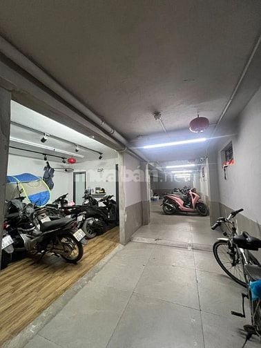 Bán tòa nhà căn hộ chung cư 8 tầng, 120m2 , 25 căn hộ tại Thanh Xuân