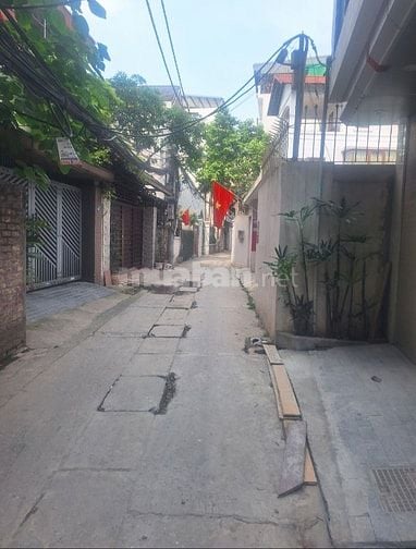 Bán nhà phố Bồ Đề 30m2, 5 tầng, mặt tiền 6.5, 6.95 tỷ 