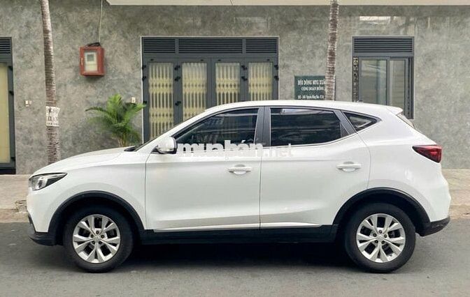 MG ZS 1.5 STD 2020 MÀU TRẮNG GIÁ RẺ  - 79000 km
